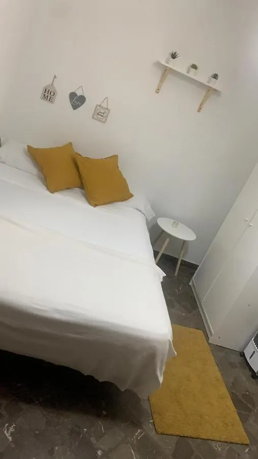 Fantastic Bedroom The Center City 0*, Málaga