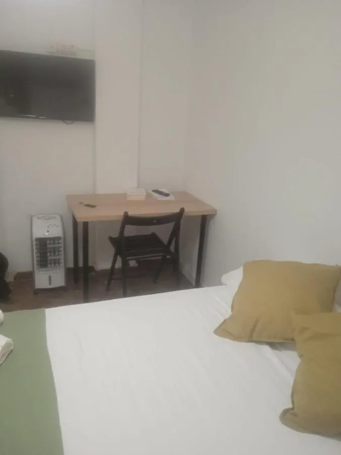 Fantastic Bedroom The Center City 0*, Málaga İspanya